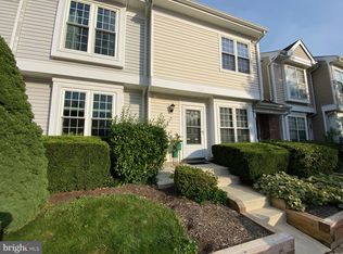 287 Sedgemoor Sq, Sterling, VA 20164