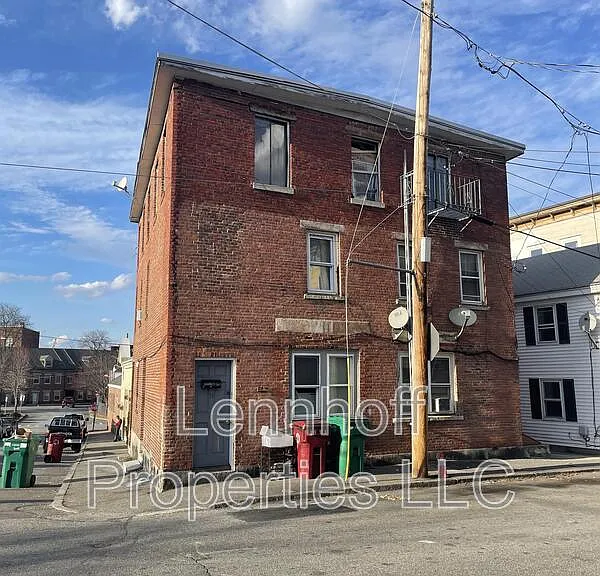 19 Union St #2 — Photo 11