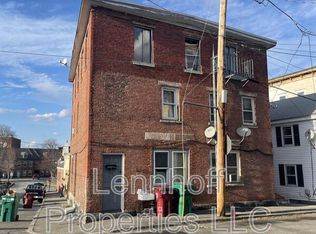 22 Chapel St #3, Lowell, MA 01852