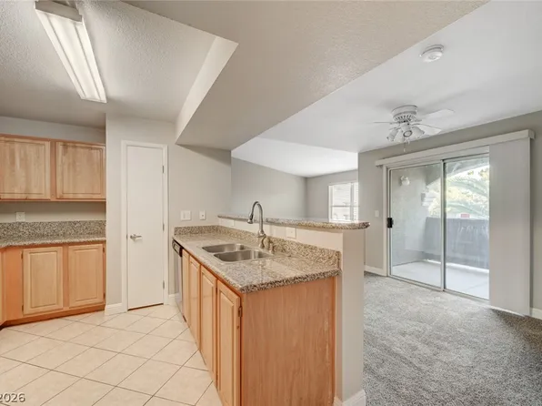 5055 W Hacienda Ave Unit 2065, Las Vegas, NV 89118