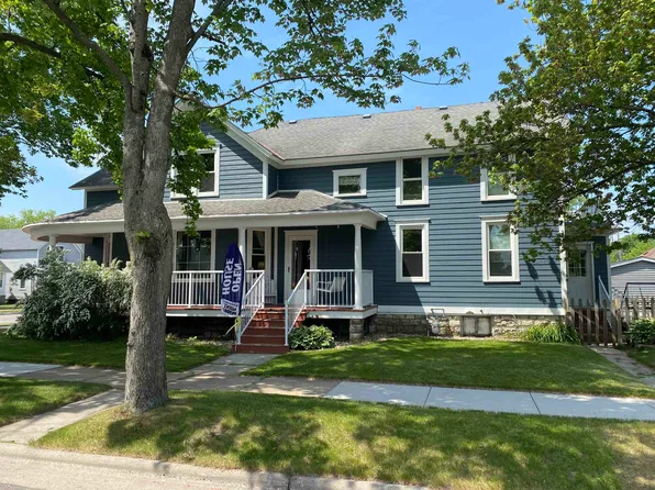 1602 Garfield Ave, Marinette, WI 54143