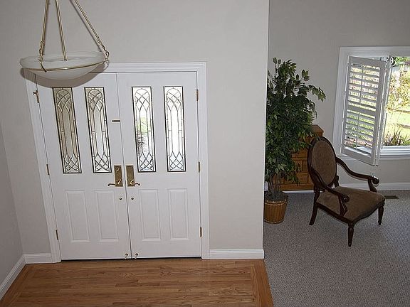 3rd image of 737 Dalewood Ct
