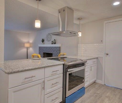 3rd image of 12619 68th Avenue Ct E
