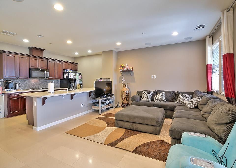 Kitchen & Living Room