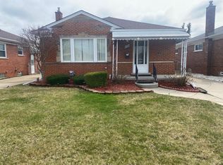 8100 Marian St, Warren, MI 48093