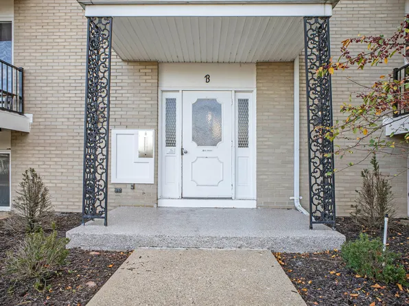 2759 Leonard St NW APT B5, Grand Rapids, MI 49504