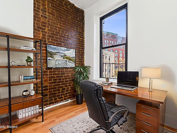 3rd image of 300 W 10th St APT 4B