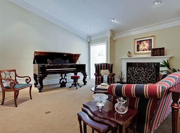 4th image of 6508 Meadowcreek Dr