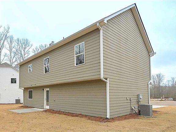 4th image of 506 Charleston Pl