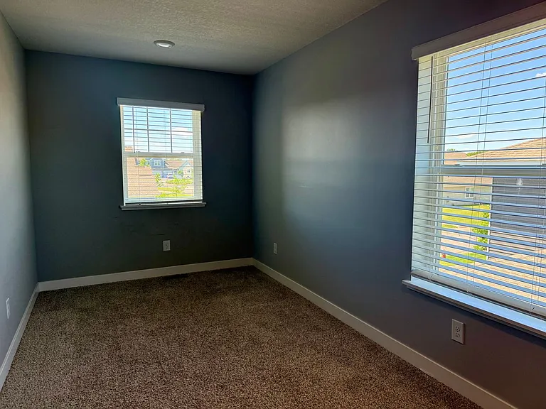 13144 Zachary Ln N — Photo 22
