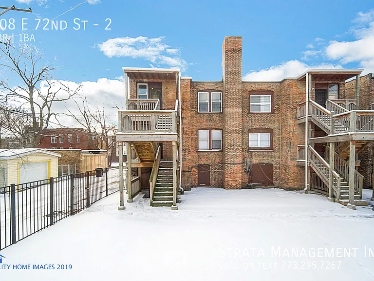 404 E 72nd St — Photo 12