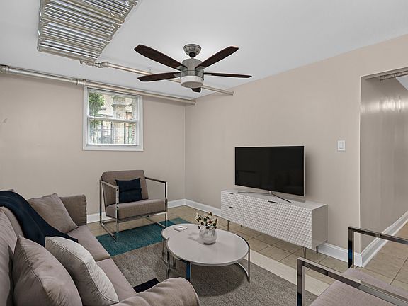 5th image of 1709 W Wallen Ave #B