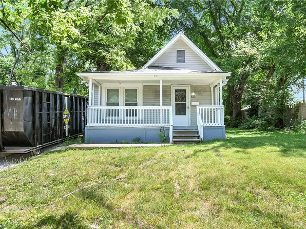 8115 Highland Ave, Kansas City, MO 64131