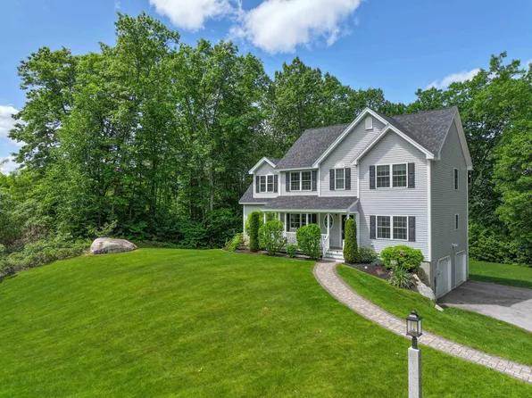 6 Post Road, Hooksett, NH 03106