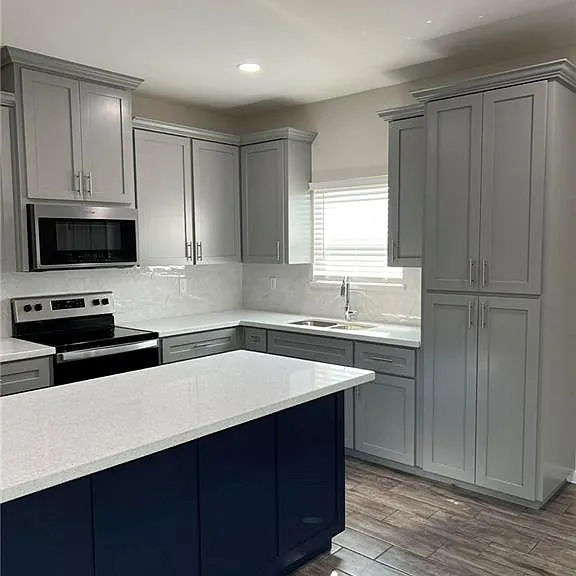5909 Swallow Ave #3 — Photo 6