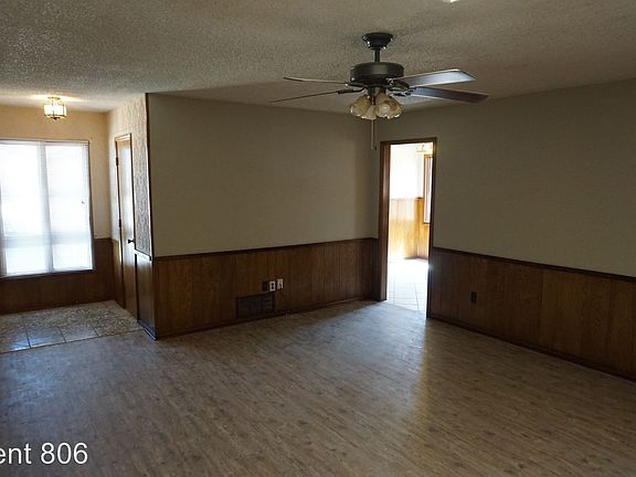 3rd image of 7902 Aberdeen Ave Unit B