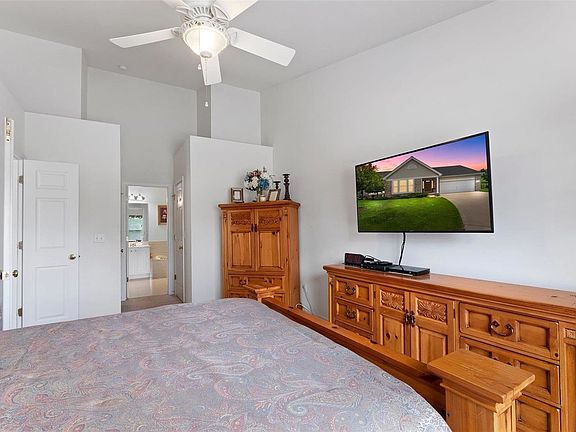 5th image of 108 Pine Trail Dr Unit 5