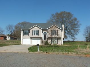 1185 Langdon Park Cir, Winder, GA 30680