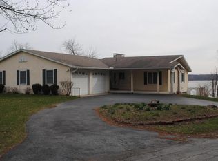 3721 Lakeview Dr, Galena, OH