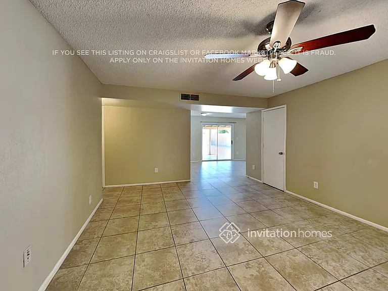 7140 W North Ln — Photo 3