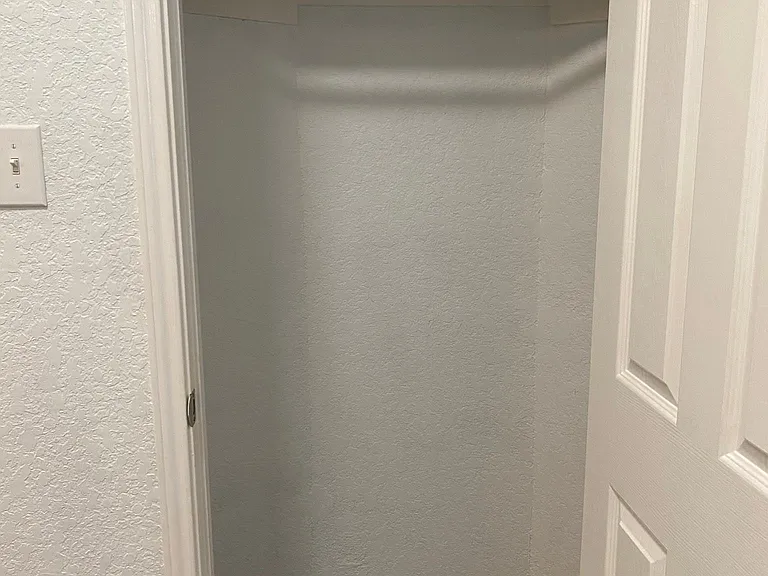 Entry coat closet