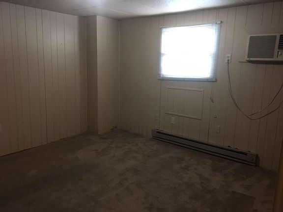 5th image of 23 Cloister Ave APT 3