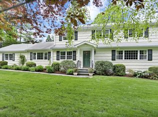 83 Maple Ave, Greenwich, CT 06830
