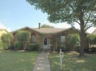 8414 Woodside Rd, Rowlett, TX 75088