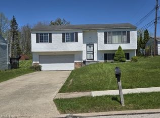 25849 Buckthorn Rd, Bedford Heights, OH 44146