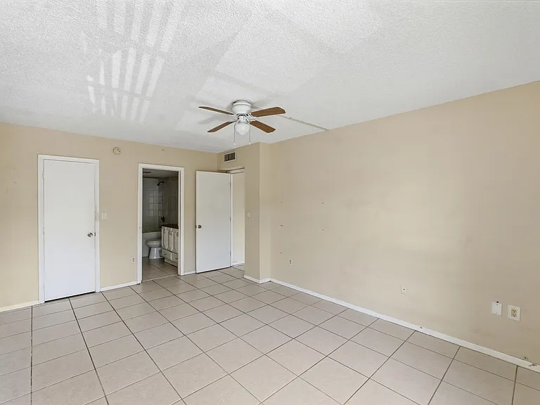 4152 Inverrary Dr #311 — Photo 6