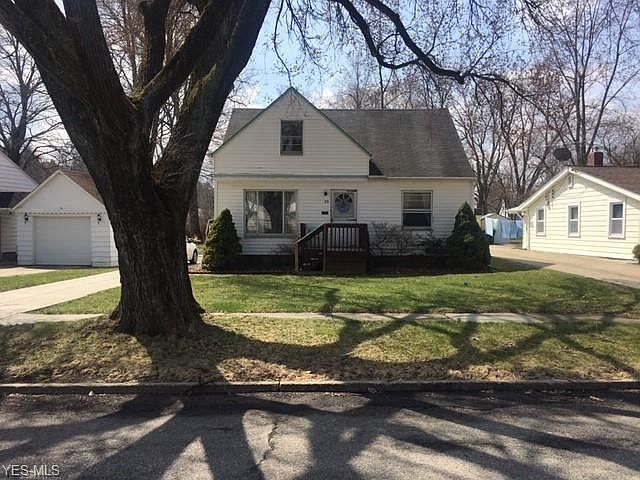 1st image of 20 Ledgewood Dr