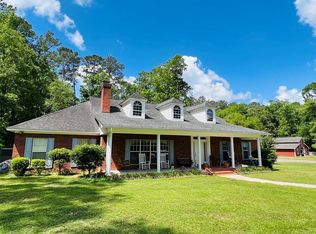 426 Lawrence Dr, Thomasville, GA 31757