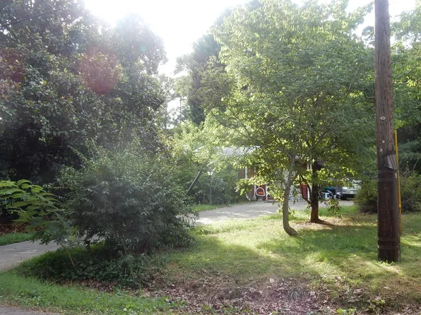 2126 Warren Dr, Austell, GA 30106
