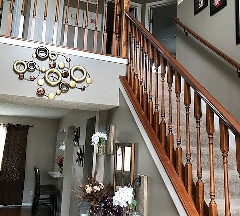 2nd image of 276 University Dr