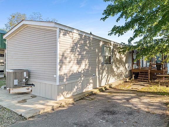 3rd image of 4614 Rivers Edge Dr