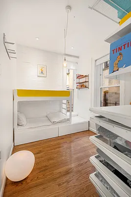 Sold by Compass | media 8