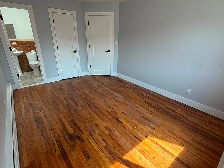 1800 Matthews Ave #1A — Photo 8