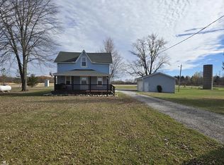 4354 Brown Rd, Avoca, MI 48006