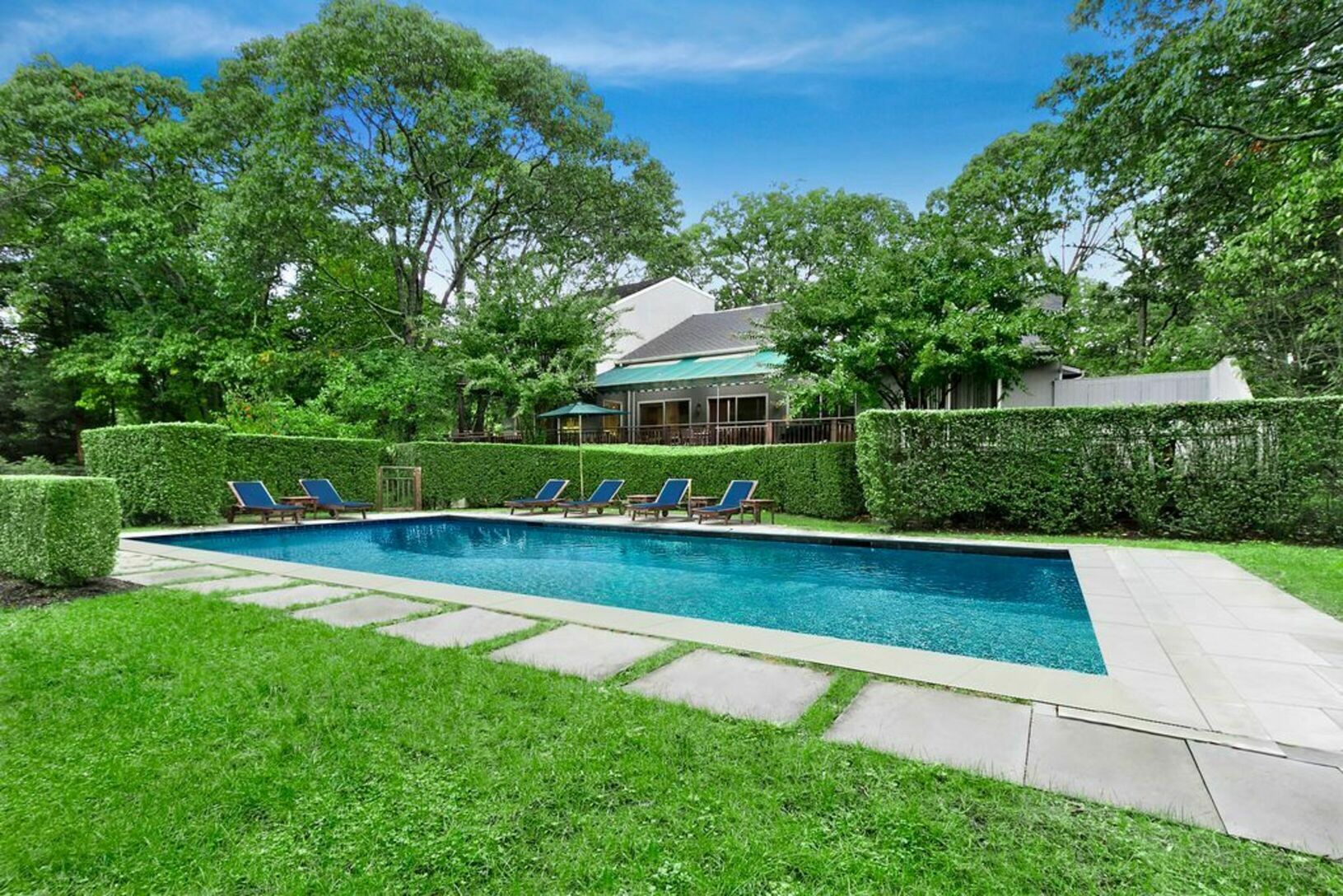  Pool and House
