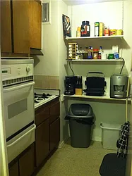 Rented by R New York
