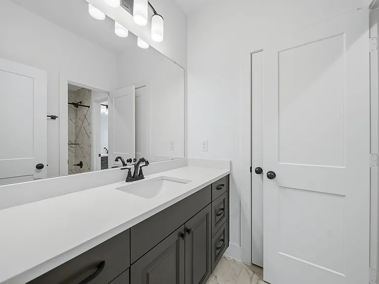7422 Netherfield Ln — Photo 22