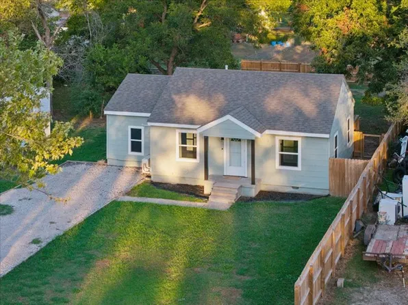 1112 S Pettit Ave, Hominy, OK 74035