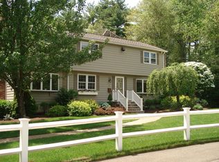 31 Sunset Dr, Sharon, MA 02067