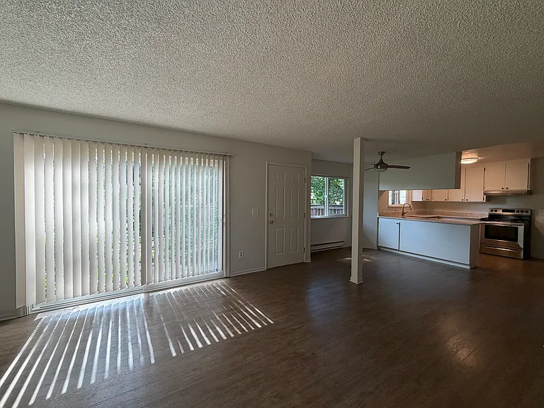 87 Randall Ln — Photo 5