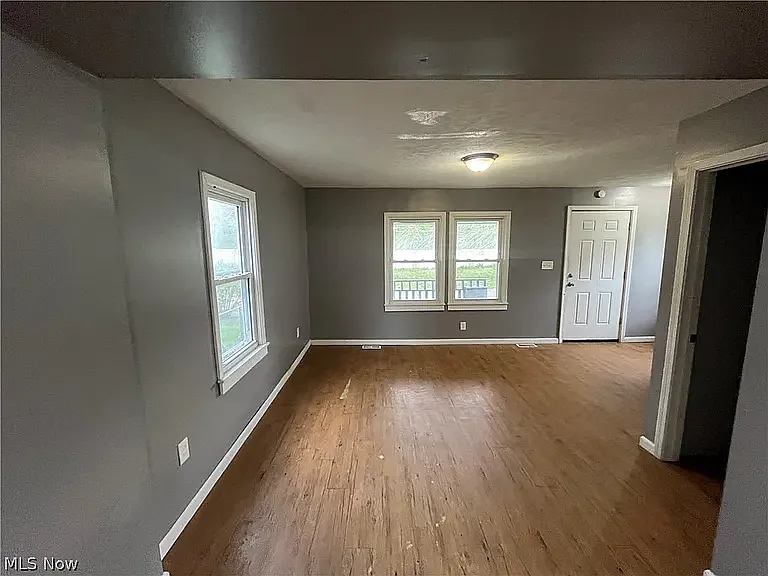 1270 Welsh Ave — Photo 6