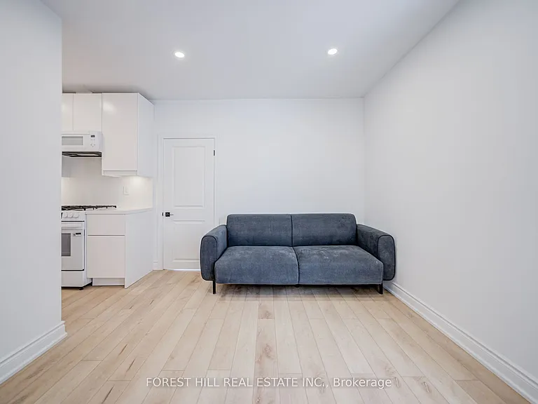 85 Vaughan Rd #5 — Photo 10