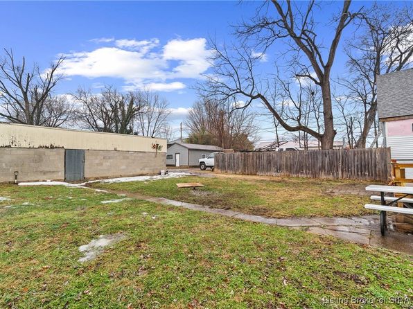 337 E 15th Street, New Albany, IN 47150