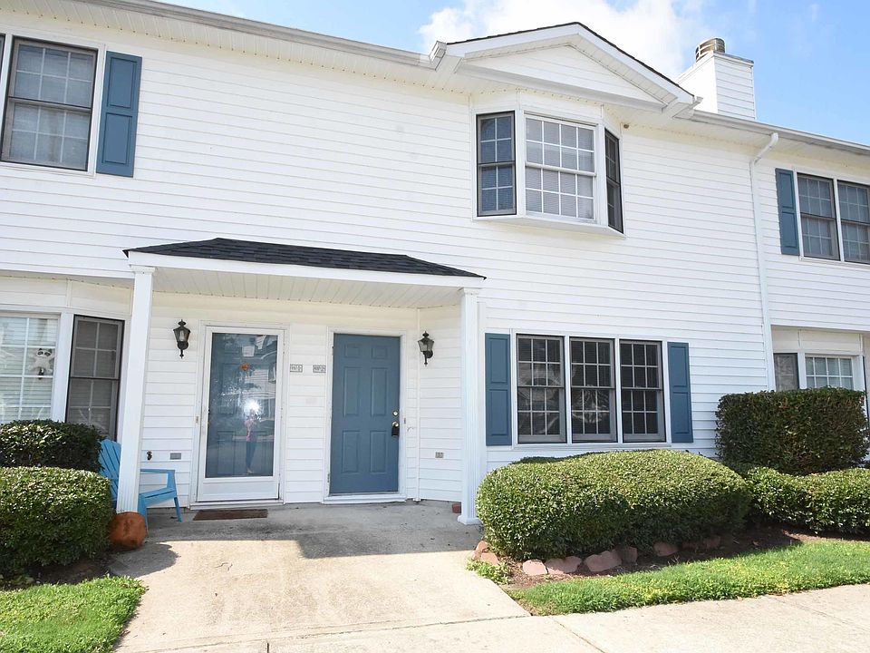 1st image of 3815 Sterling Pointe Dr Unit W2