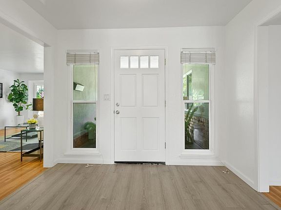 5th image of 1527 Willowmont Ave