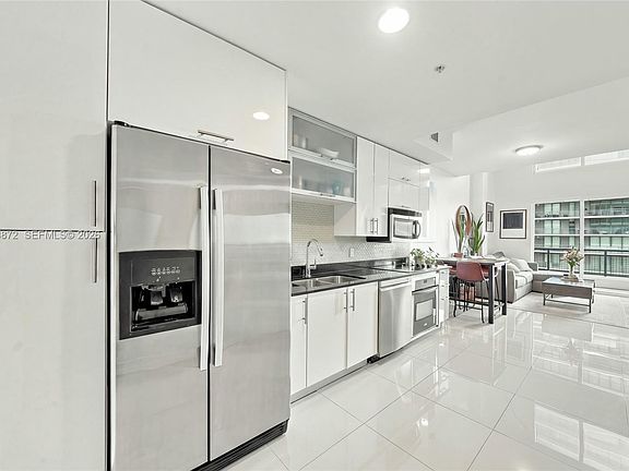 2nd image of 60 SW 13th St APT 3204